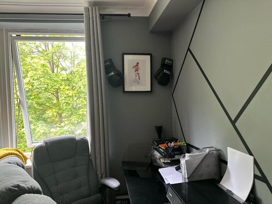 Stunning Luxury Croydon Apartment Gatwick Airport Close Purley Exterior photo